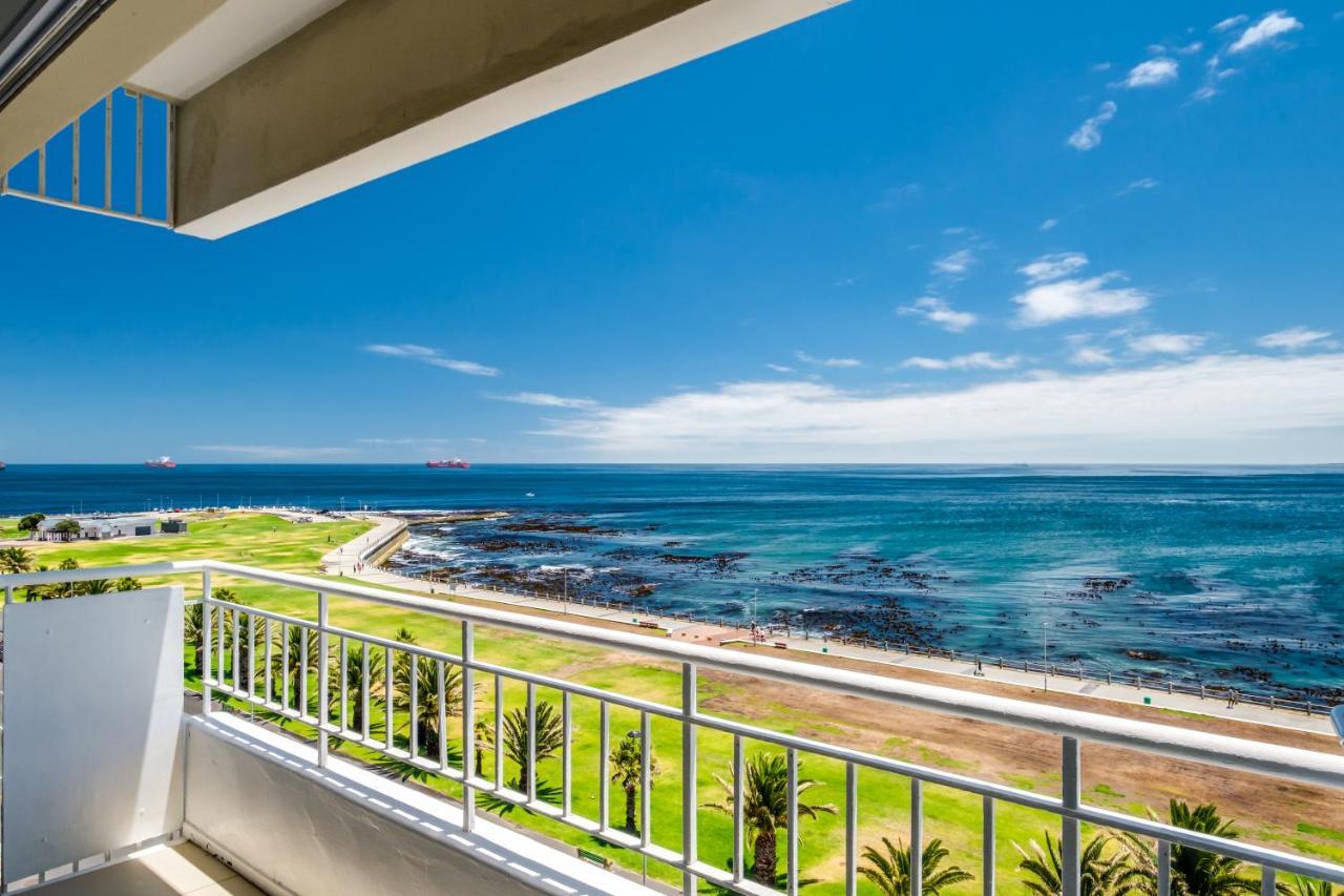 Atlantic Spray Apartment Cape Town Exterior photo